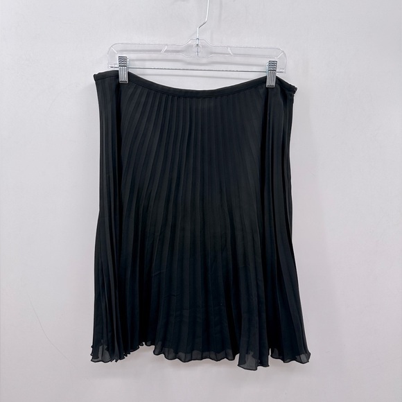 VINCE CAMUTO PLEATED midi length quiet luxury classic trendy side zip skirt 12P - Picture 2 of 7